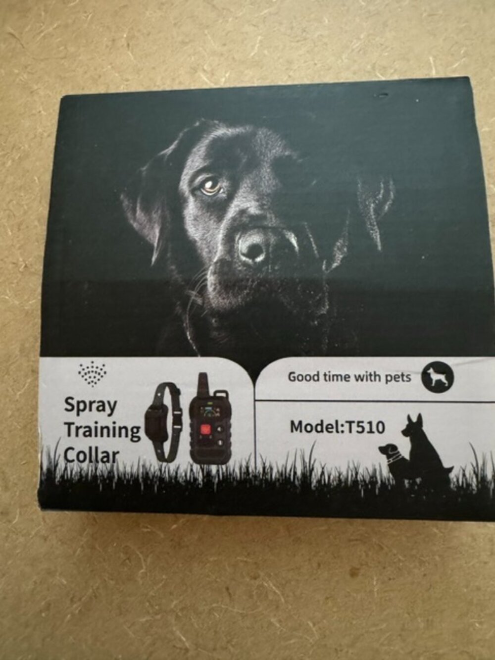 Dog spray training collar and citronella spray.